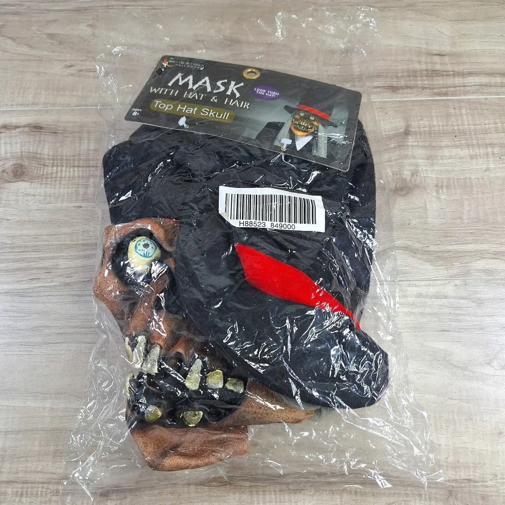 2006 Mario Chiodo Studios Halloween Mask Skull Skeleton ( Top HAT Skull) ( NEW )